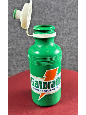 Vintage 90s Gatorade Thirst Quencher Green Water Bottle Specialized USA Cap 20 o